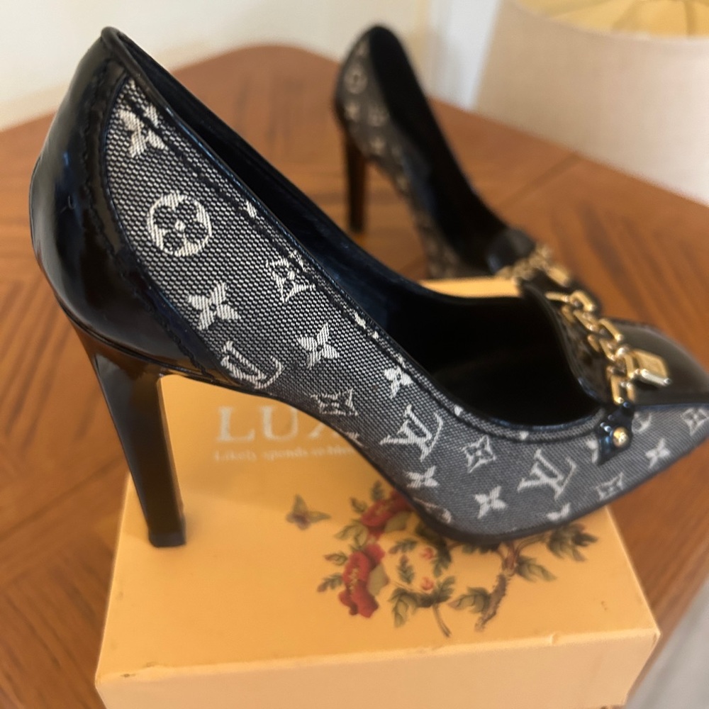 LOUIS VUITTON VINTAGE AUTHENTIC Size 6 36, MONOGRAM BLACK  RESOLED - Picture 11 of 12